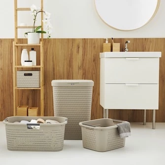 Konyhafelszerelés, fürdőszobai kiegészítők, háztartási eszközök