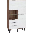 Sve-486 nyitott gardróbszekrény