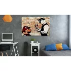 Kép - Super Mario és rendőr vörös téglafal háttéren