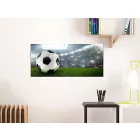 Kép - Focilabda a stadionban